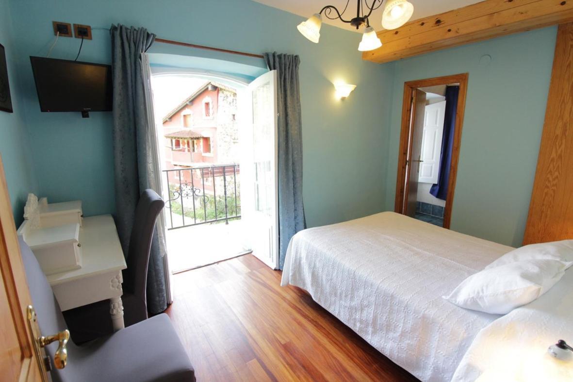 Hotel La Casa del Agua 56 Limpias Esterno foto